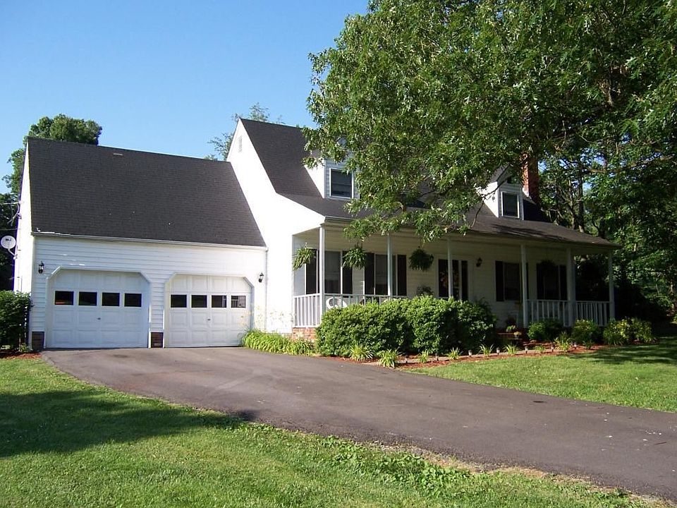 1st image of 115 Shamrock Dr