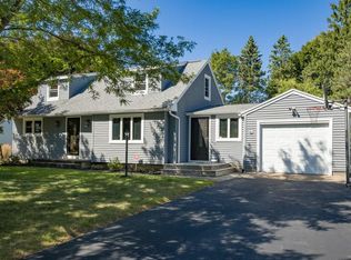 42 Spring Ln, Rochester, NY 14626