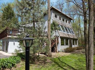 837 Tarrant Dr, Fontana, WI 53125