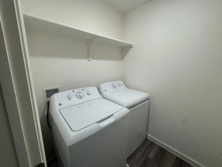 5722 Roadhouse Dr — Photo 6