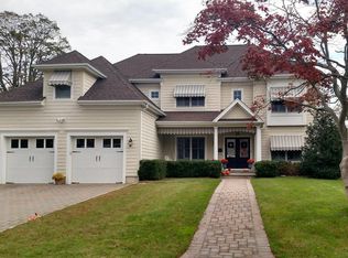 29 Navesink Dr, Monmouth Beach, NJ