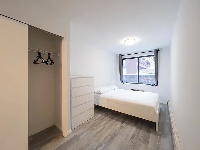 614 10th Ave #3E — Photo 5