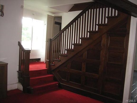 5th image of 424 E Prospect Ave