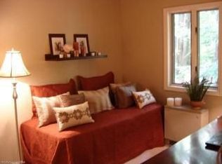 5 Owaissa Ct, Pocono Pines, PA