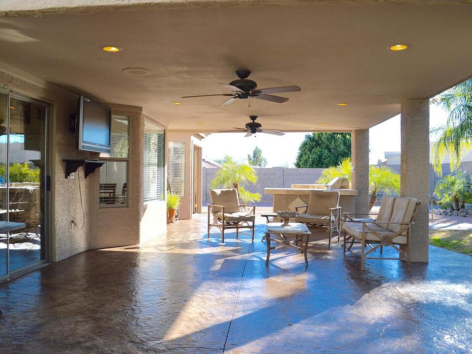 1st image of 754 N Calle Largo