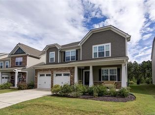 122 Cherry Bark Dr, Mooresville, NC 28117