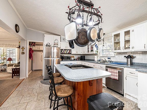 5th image of 5876 Leil Rd