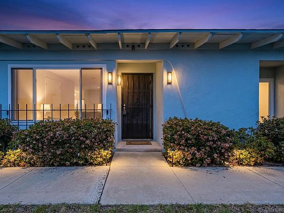 3rd image of 3839 Vista Campana S Unit 42