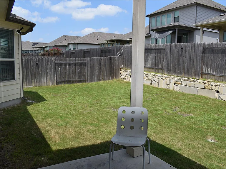 133 Birkshire Dr — Photo 16