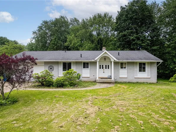 2966 Bancroft Rd, Akron, OH 44333