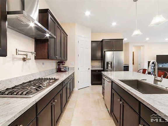 5th image of 326 Waterville Dr