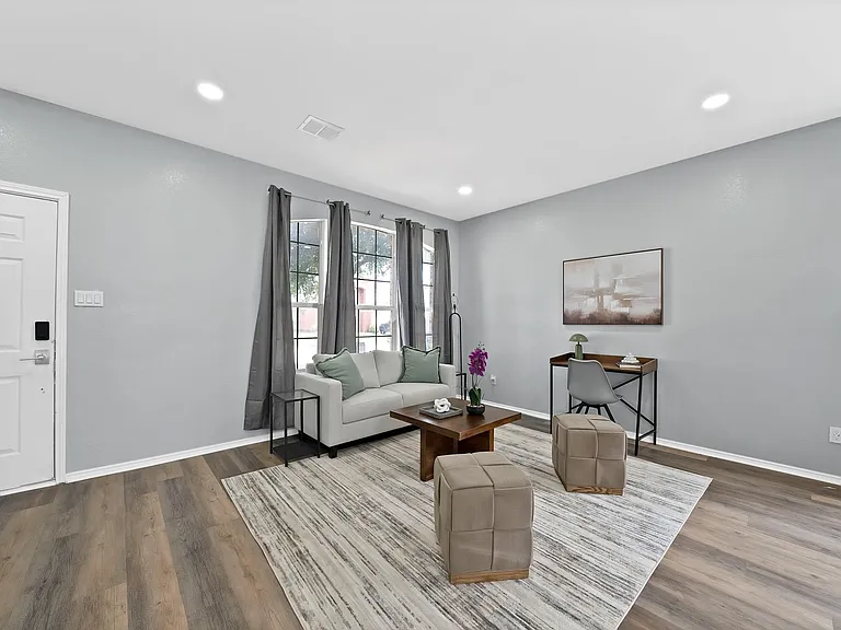 137 Heritage Dr — Photo 7