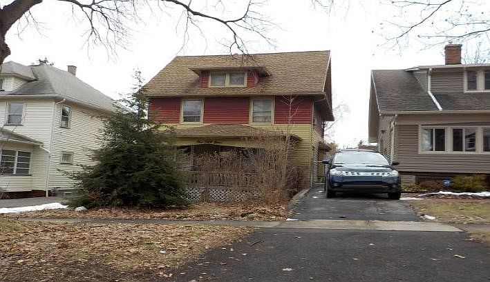 2nd image of 159 Knickerbocker Ave