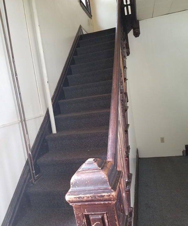 2nd image of 302 7th Ave S APT 2