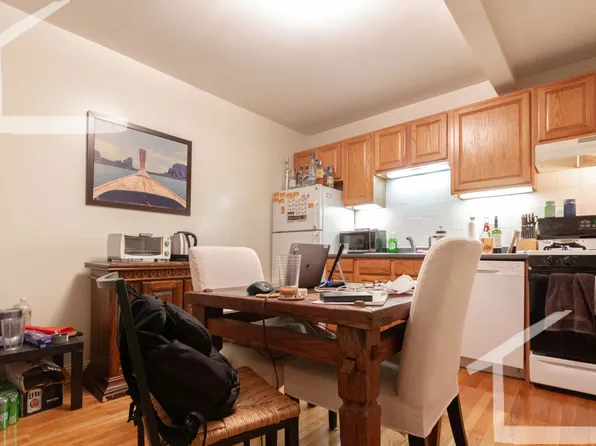 25 Glenville Ave, Allston, MA