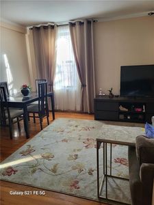 2425 Haring St APT 4H, Brooklyn, NY, 11235