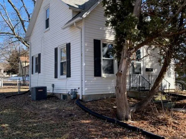 510 S Avenue B, Washington, IA 52353