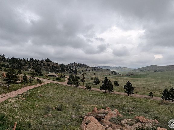 4th image of 1191 Eiger Rd