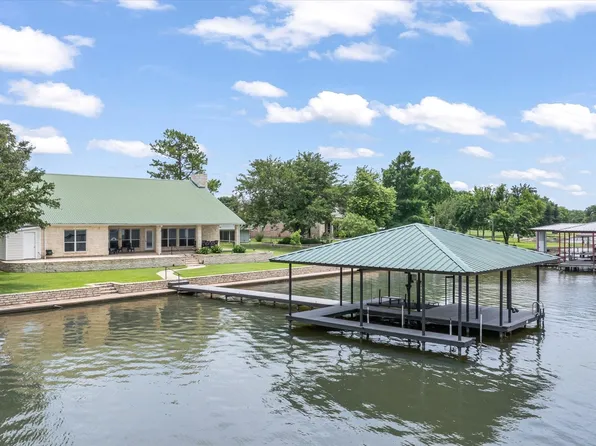 1706 Richard Ct, Granbury, TX 76049