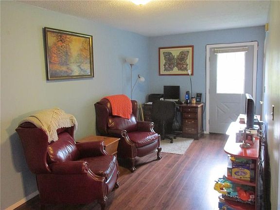 2nd image of 111 Summer St