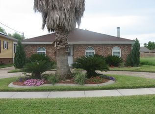 3009 Angelique Dr, Violet, LA 70092