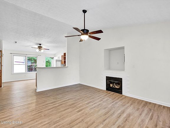 2nd image of 6421 Hunters Creek Blvd