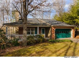 33 Foxberry Dr, Arden, NC 28704