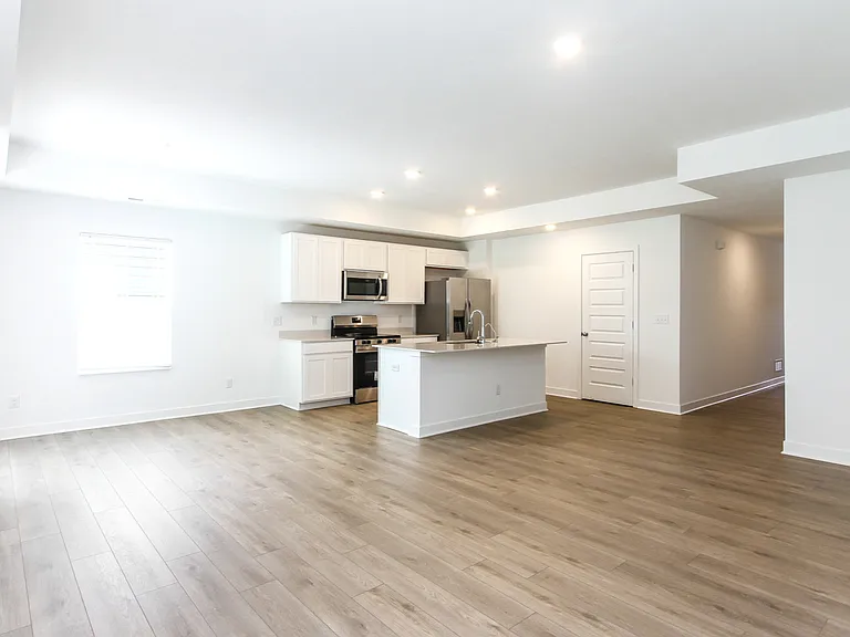 8813 Georgina St — Photo 2