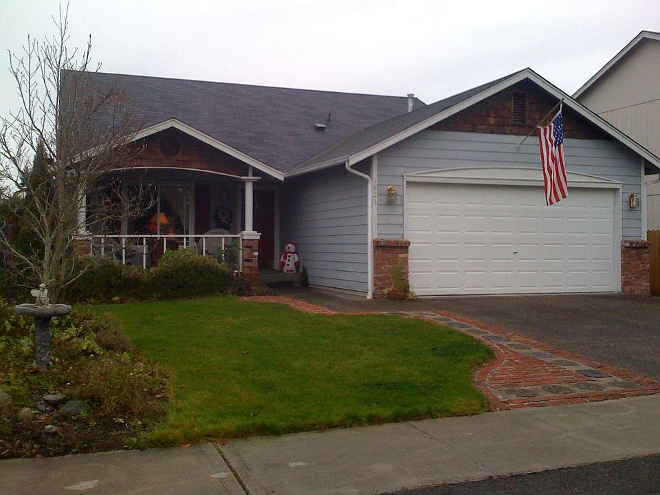 1st image of 1825 164th St E