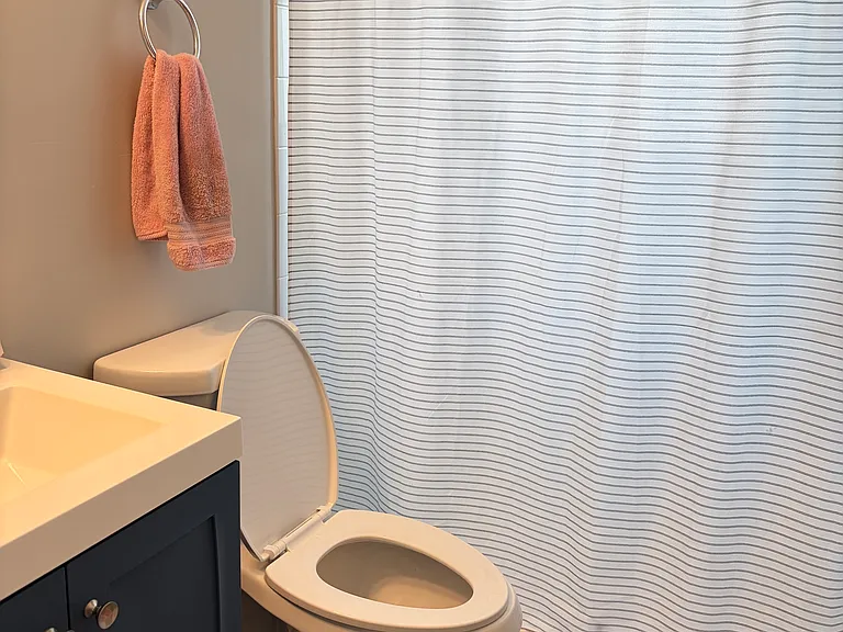 425 Meadow Park — Photo 18