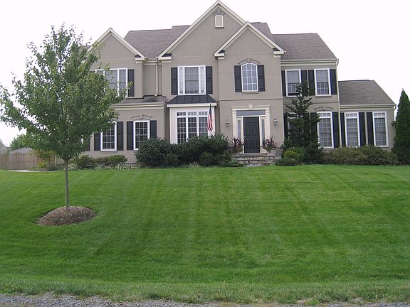 3rd image of 44299 Saint Germain Ct