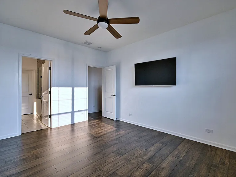 311 Dennis Ln — Photo 19