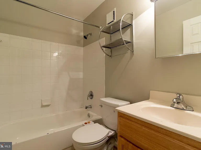 35 Pickering Ct #2 — Photo 15