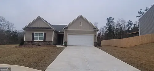 214 Moreton Way Photo 1