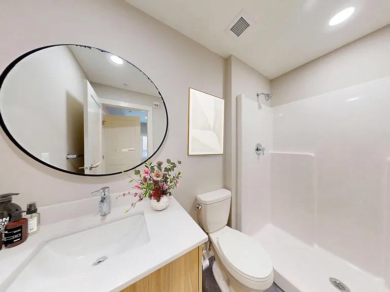 580 Ballantrae Dr — Photo 11