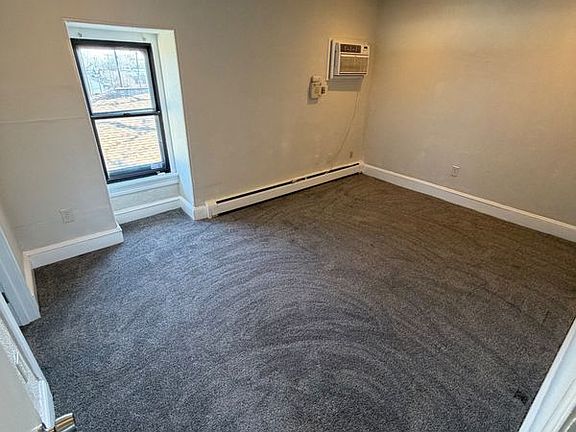 5th image of 1209 Lincoln Ave #3