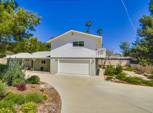2204 Pomegranate Ln, Fallbrook, CA 92028