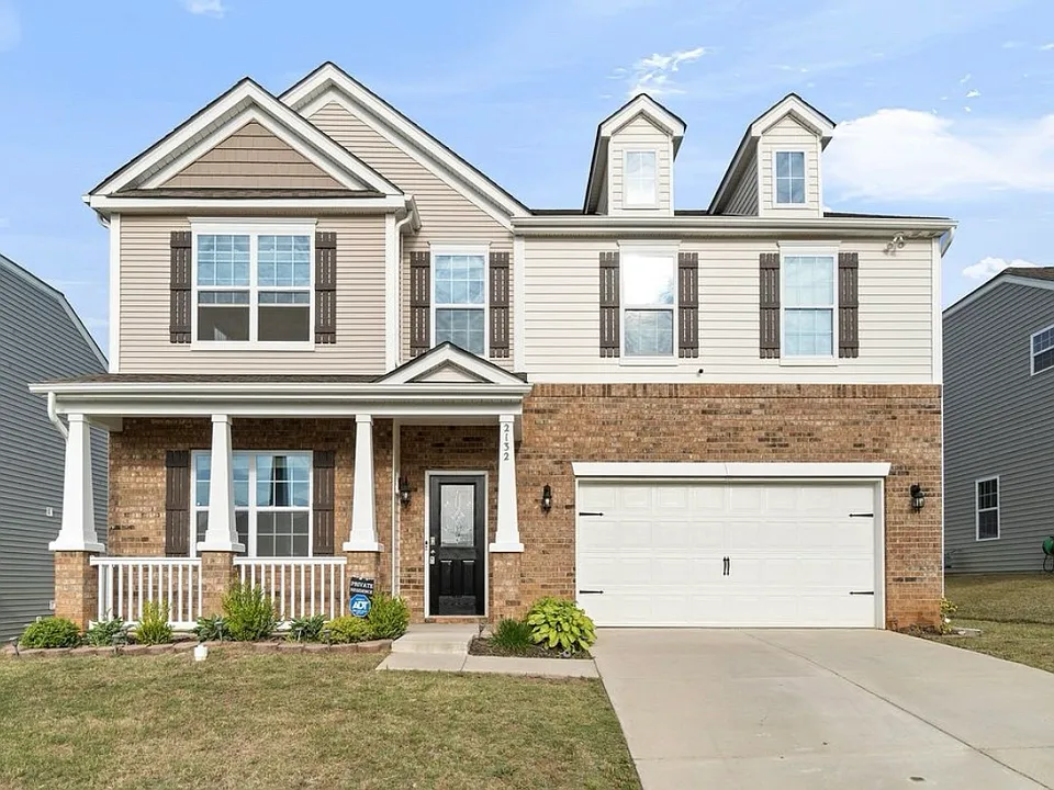 2132 Highland Knoll Dr