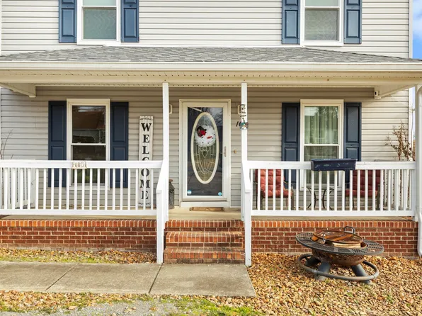 102 Red Oak Ct, Shelbyville, TN 37160