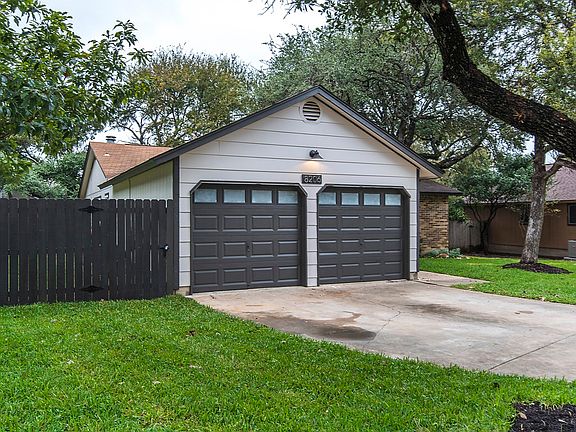 4th image of 8206 Croftwood Dr