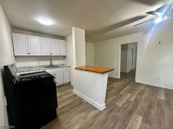 390 Orange Rd APT 2, Montclair, NJ 07042