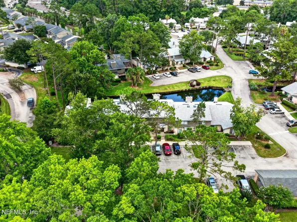 7701 BAYMEADOWS Circle W #1074, Jacksonville, FL 32256