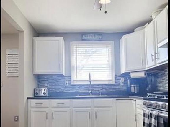 4th image of 69 Cloverdale Dr #69