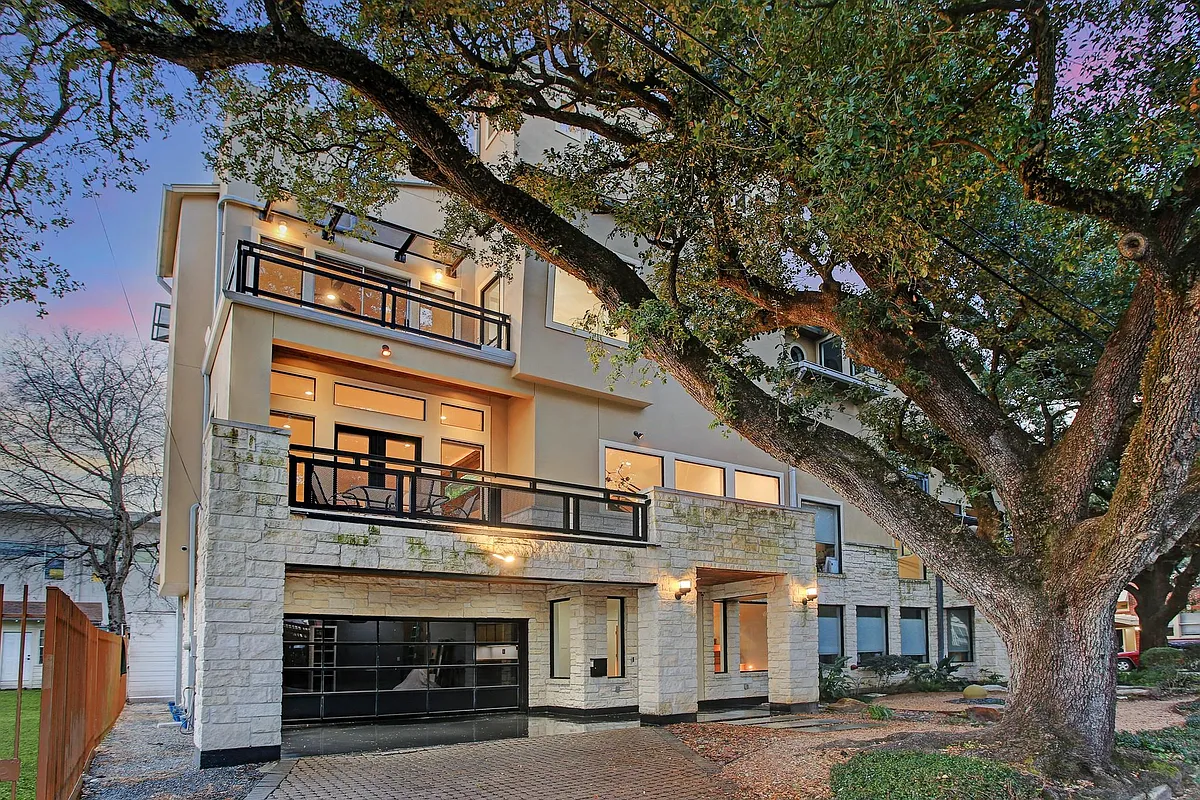 Building Photo - 5002 Milam Blvd