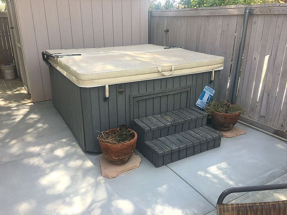 Soothing hot tub