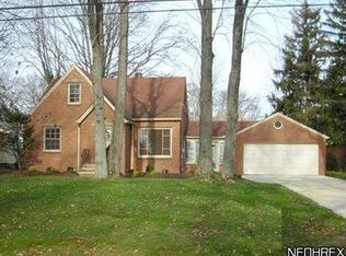 22760 Haber Dr, Fairview Park, OH 44126