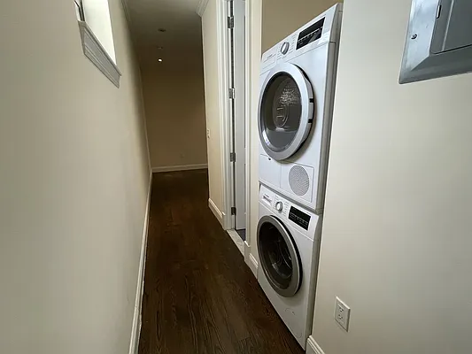 Rented by Avenues Real Estate | media 11