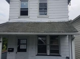 29 Arch St, Glen Lyon, PA 18617