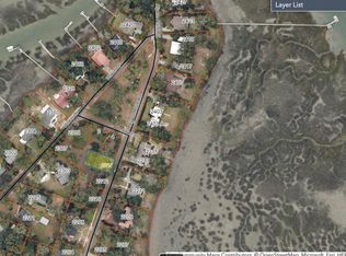 2214 Pigeon Point Rd, Beaufort, SC 29902