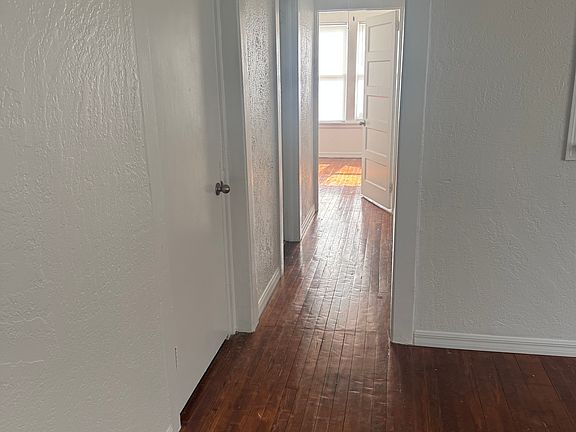 5th image of 109 W 9th St #1/2